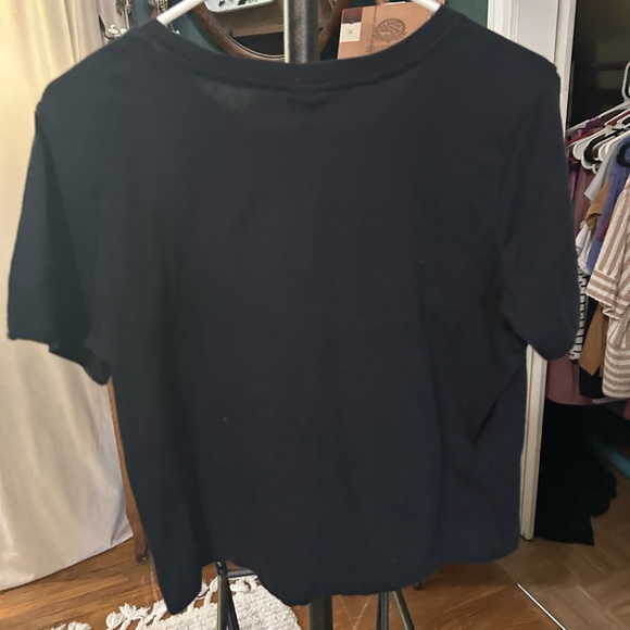 K-Swiss Black and Blue women’s cropped T-Shirt - Picture 2 of 3